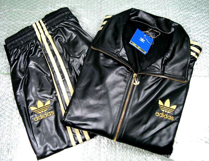 tuta adidas lucida nera e oro